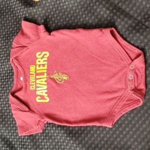 NBA, Cleveland Cavaliers, onsie, short sleeve, size 6-9 months, cotton, maroon